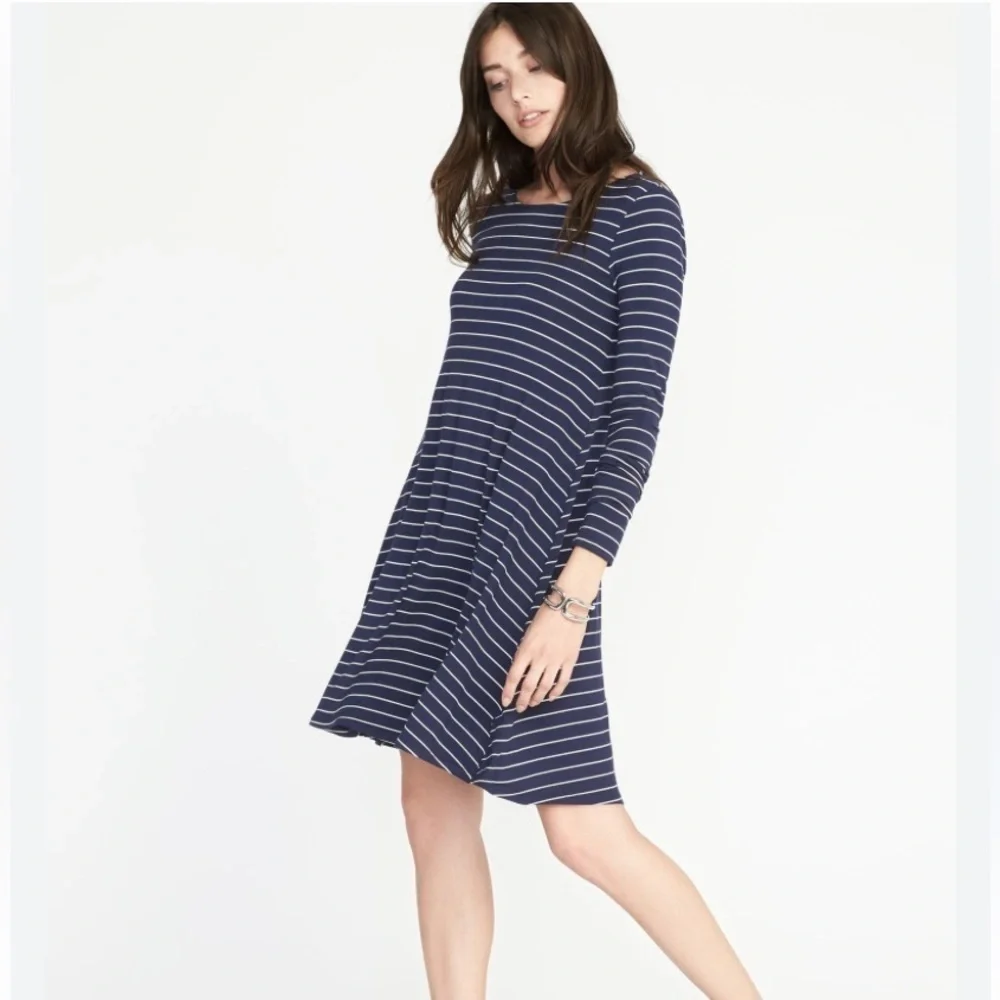 old navy blue striped dress Old Navy Blue and White Striped dress